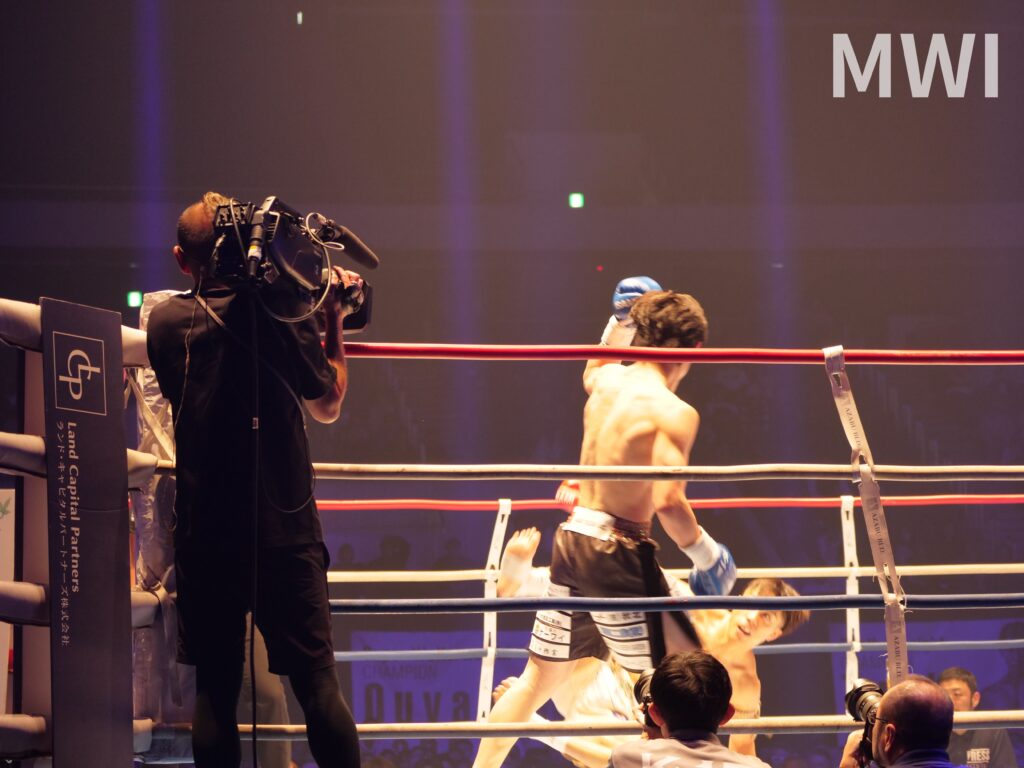 画像に alt 属性が指定されていません。ファイル名: %E2%91%A1-1024x768.jpg